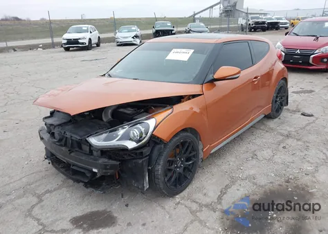 2016 Hyundai Veloster Turbo z USA, uszkodzony, nr VIN KMHTC6AE7GU303907